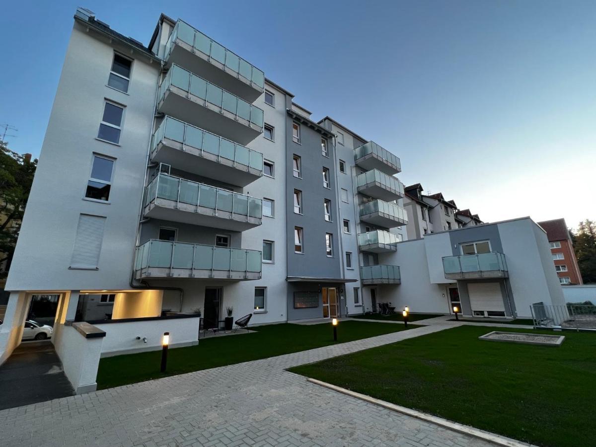 Tomsflat Braunschweig - 3 Rooms, Kitchen, Workspace, Highspeed Wifi, Washer & Dryer, Balcony Экстерьер фото
