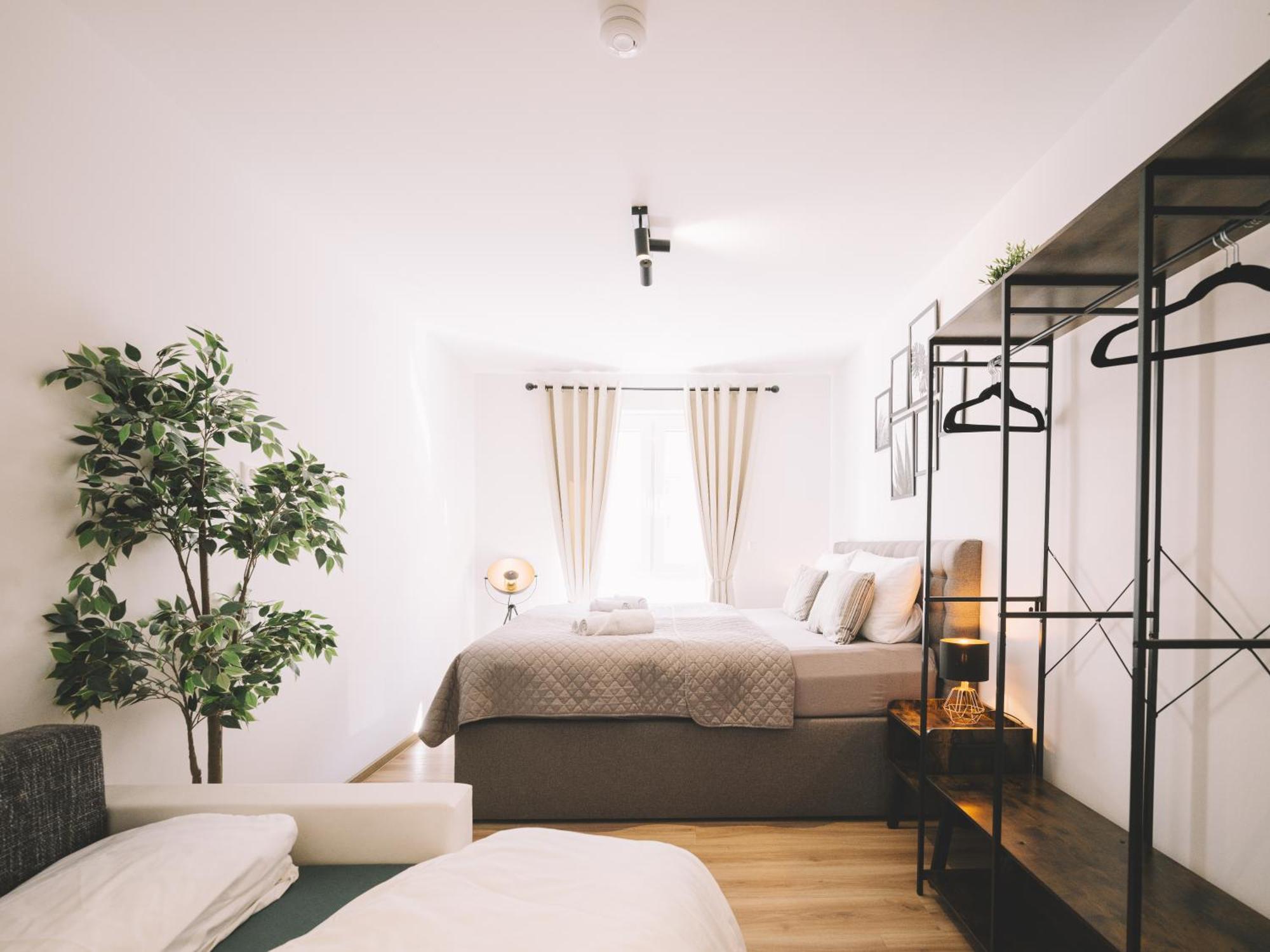 Tomsflat Braunschweig - 3 Rooms, Kitchen, Workspace, Highspeed Wifi, Washer & Dryer, Balcony Экстерьер фото