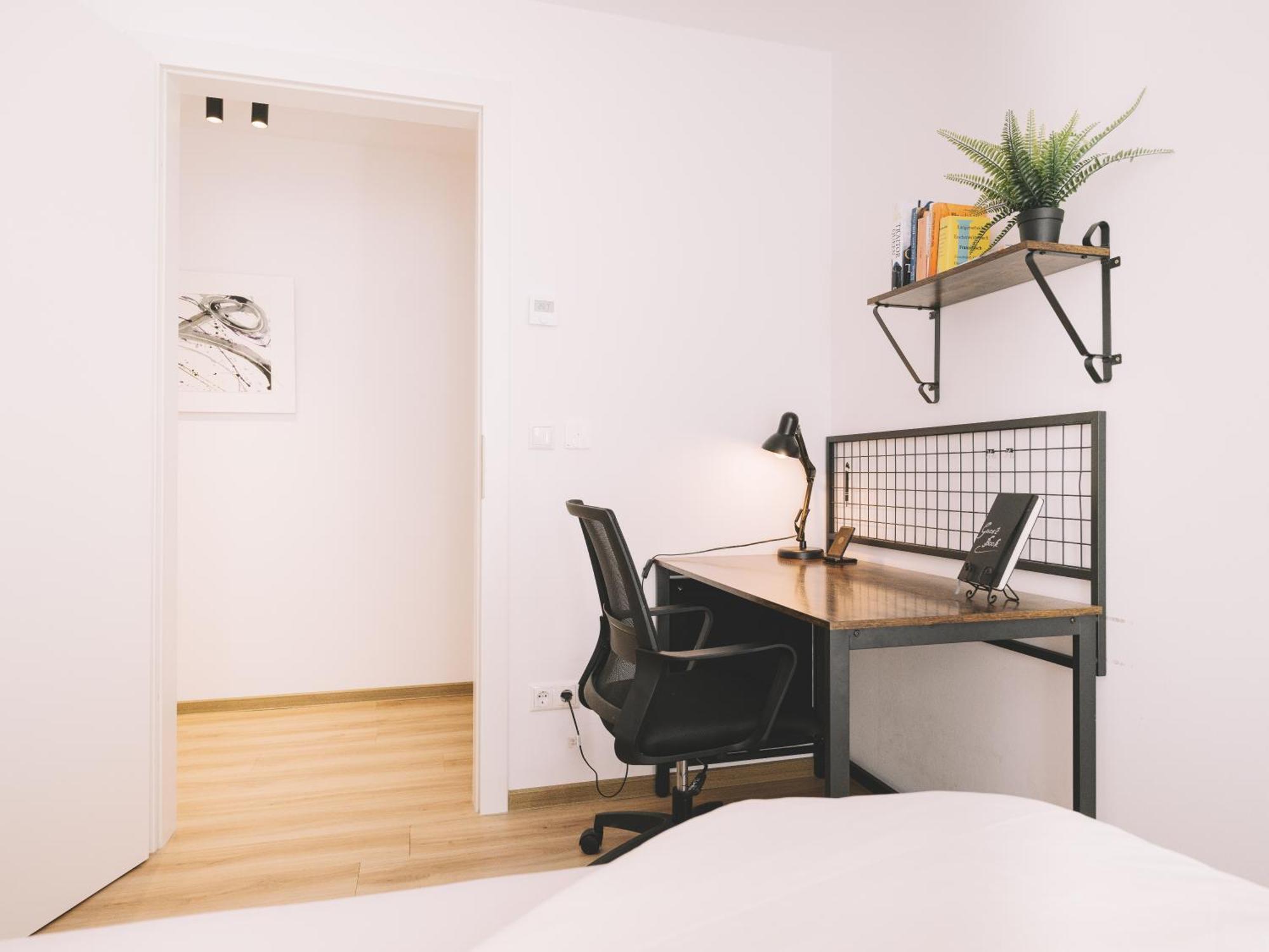 Tomsflat Braunschweig - 3 Rooms, Kitchen, Workspace, Highspeed Wifi, Washer & Dryer, Balcony Экстерьер фото
